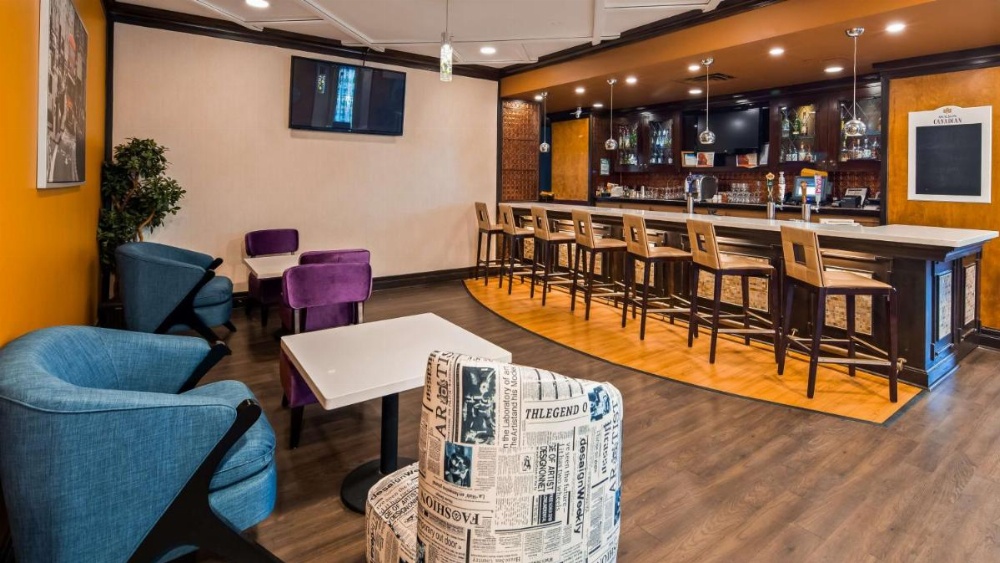 Best Western Premier Toronto Airport Carlingview Hotel Image 6