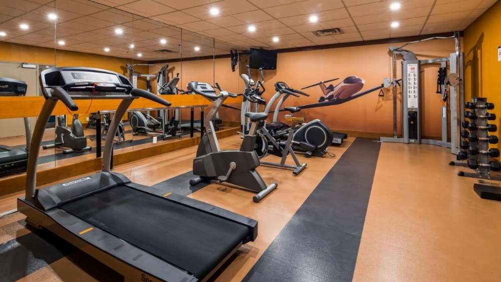 Best Western Premier Toronto Airport Carlingview Hotel