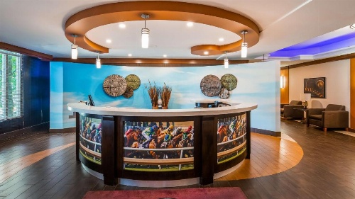 Best Western Premier Toronto Airport Carlingview Hotel image 11