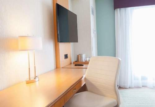 Best Western Premier Toronto Airport Carlingview Hotel image 22