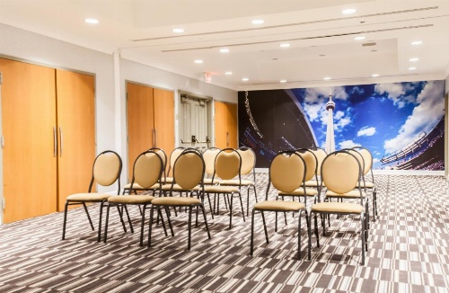 Best Western Premier Toronto Airport Carlingview Hotel image 23