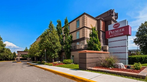 Best Western Premier Toronto Airport Carlingview Hotel image 25